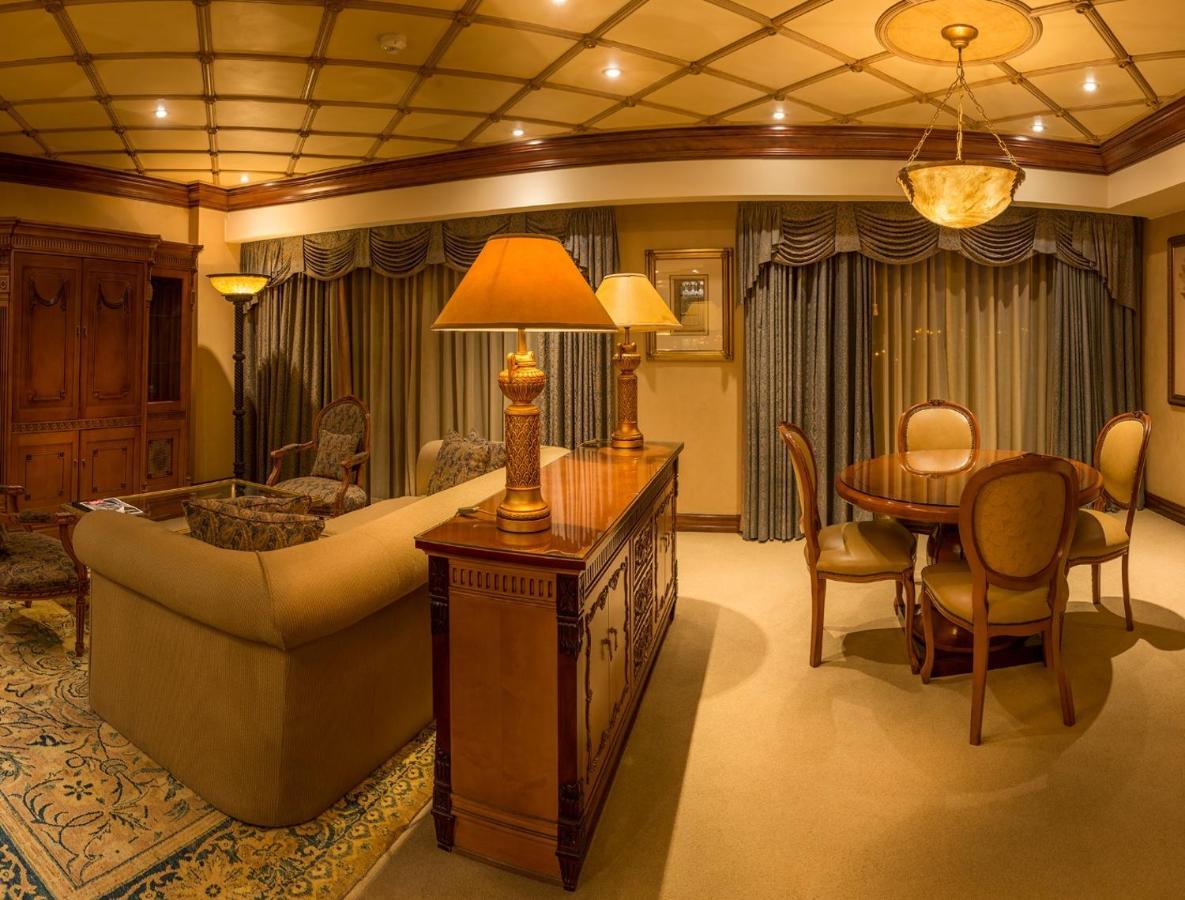 Peermont D'oreale Grande at Emperors Palace Kempton Park Eksteriør billede